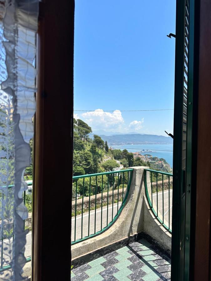 La Casa Gialla Vietri Exteriör bild